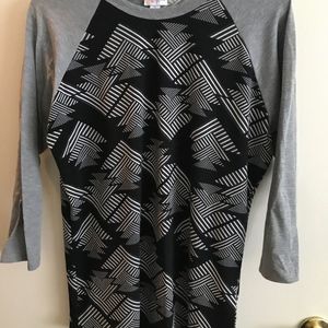 LuLaroe Randy Shirt M